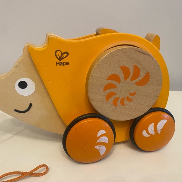 Hape Walk Along Wooden Hedgehog Montessori Pull Toy - Picture 5 of 8